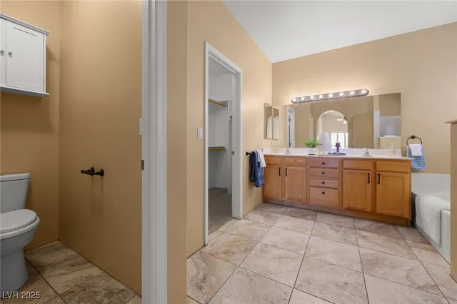 $359,900 | 1214 Country Club Drive, Laughlin, NV 89029