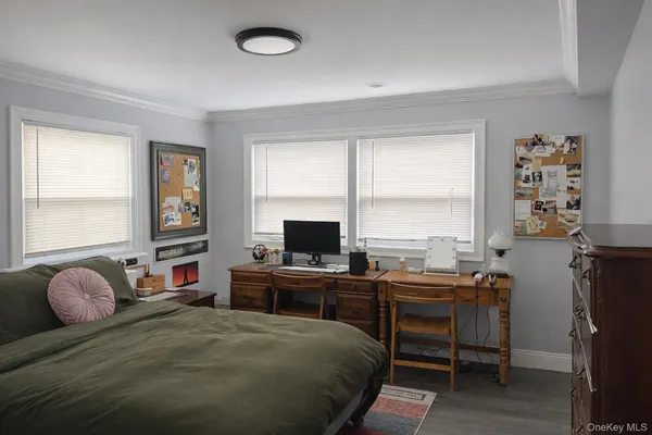 $3,900 | 118 Forest Avenue, Glen Cove, NY 11542