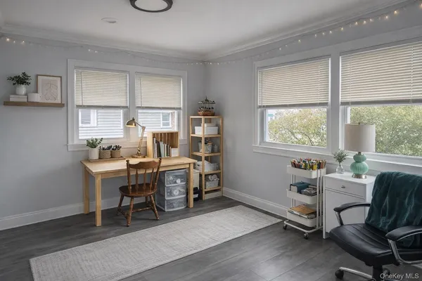 $3,900 | 118 Forest Avenue, Glen Cove, NY 11542