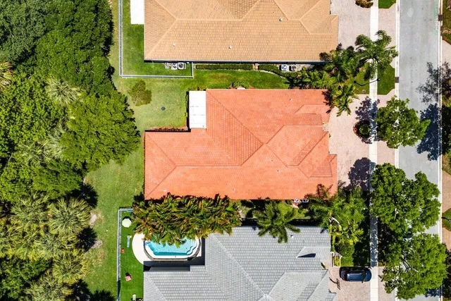 $695,000 | 473 Cottagewood Lane, Royal Palm Beach, FL 33411