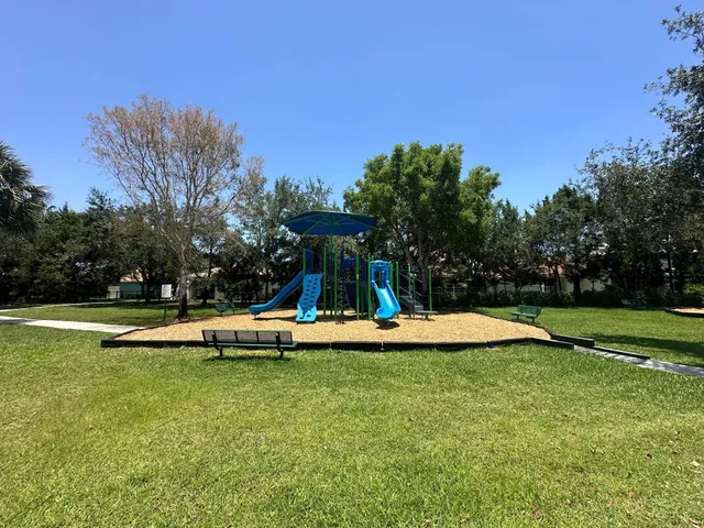 $695,000 | 473 Cottagewood Lane, Royal Palm Beach, FL 33411