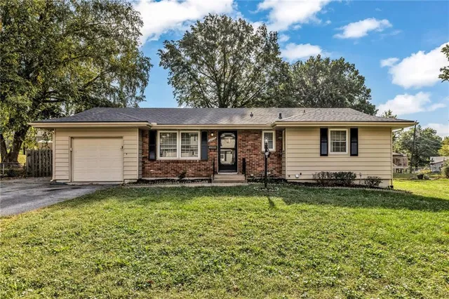 $265,000 | 16409 East 31st Street South, Independence, MO 64055