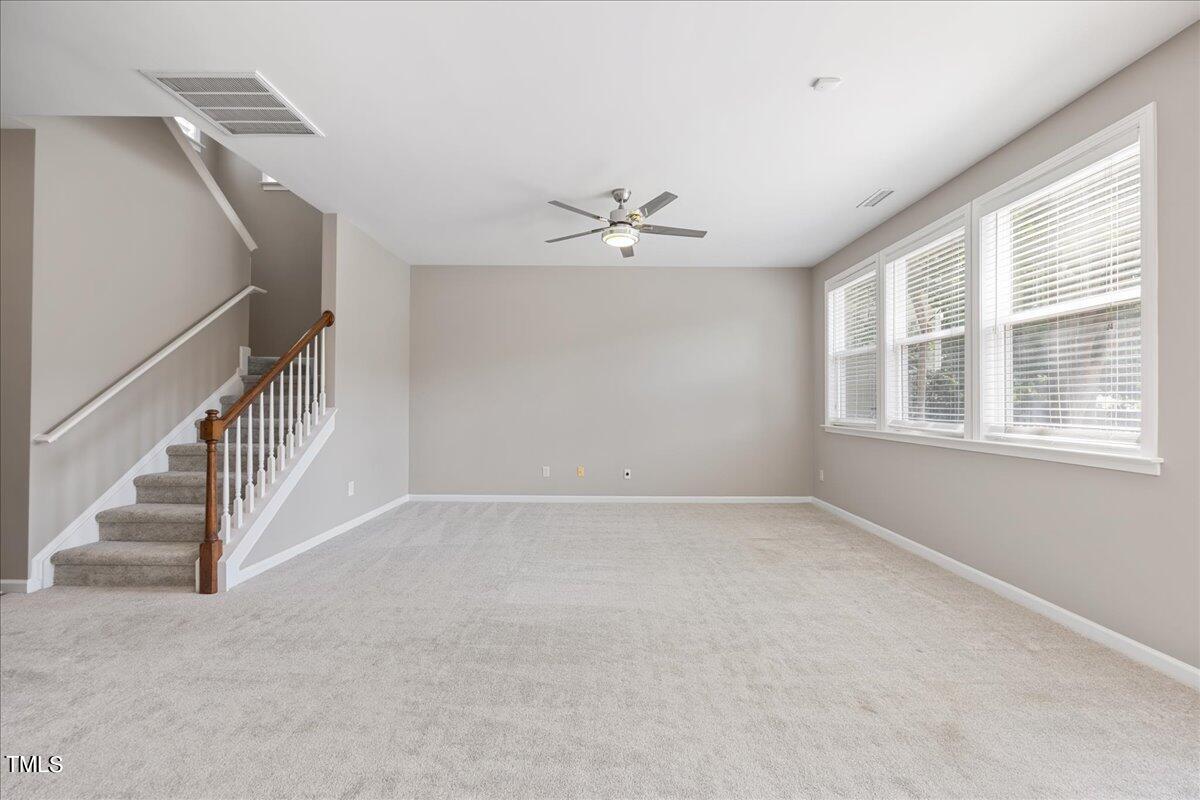 172 Solheim Lane Raleigh, NC 27603 - Photo 6 of 32 09-2A1A6784