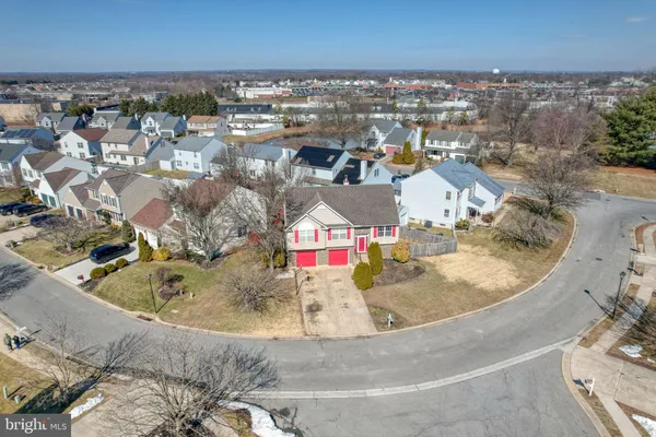 $449,900 | 8 Lochview Drive, Bear, DE 19701