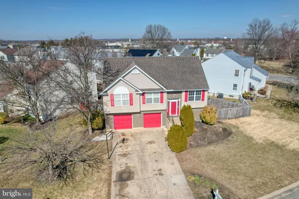 $449,900 | 8 Lochview Drive, Bear, DE 19701