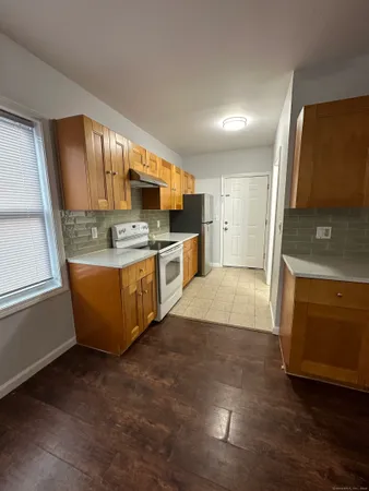 $1,500 | 49 Howard Street, Waterbury, CT 06705