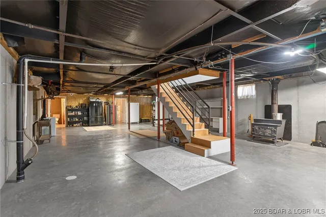 $429,900 | 30890 Jj Highway, Cole Camp, MO 65325