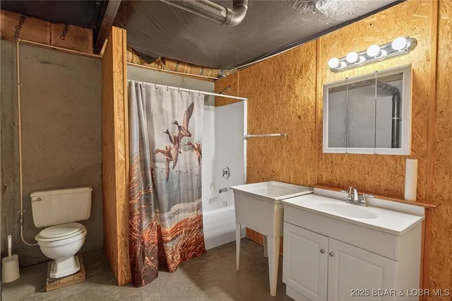 $429,900 | 30890 Jj Highway, Cole Camp, MO 65325