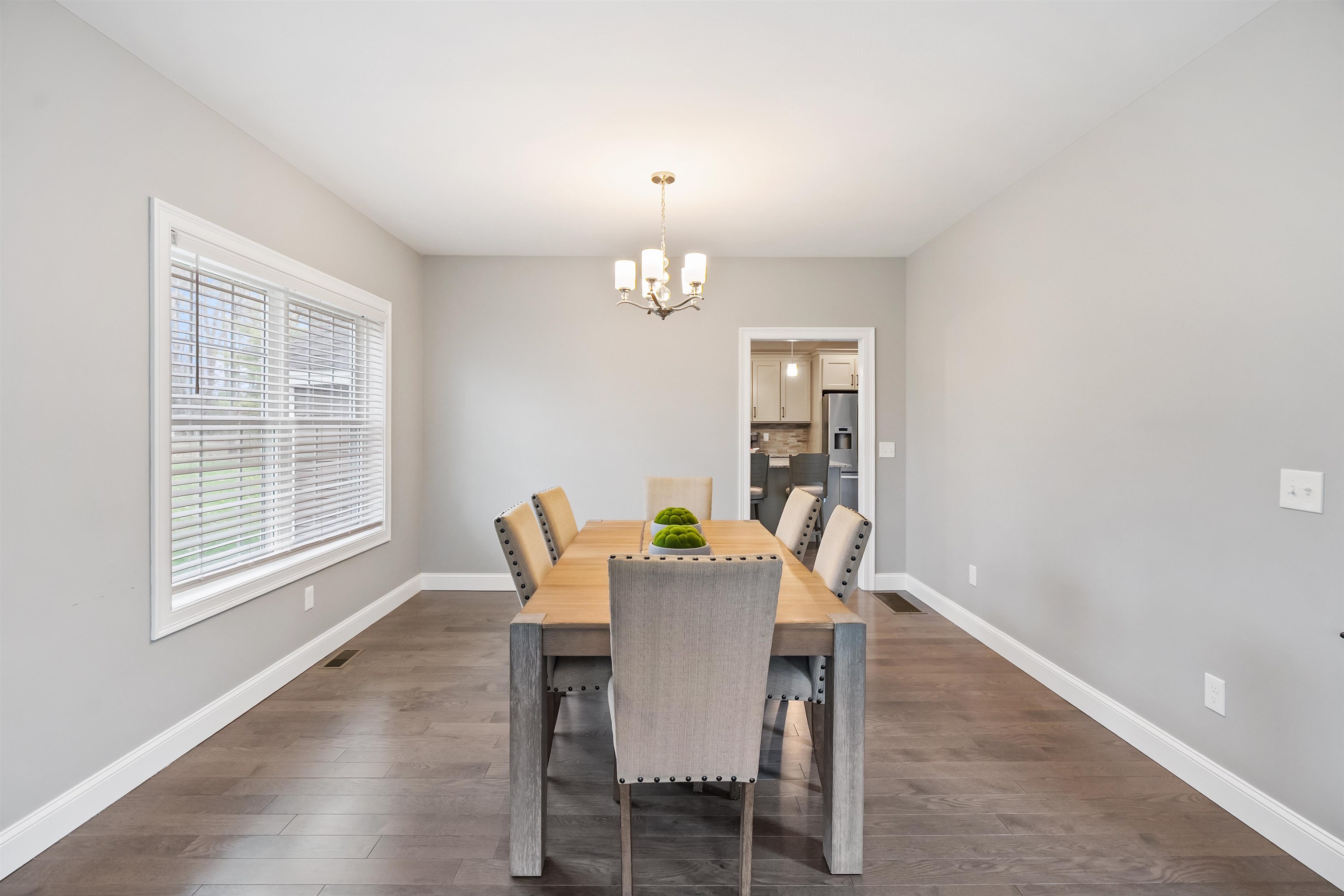 44 Sheffield Street Windham, NH 03087 - Photo 11 of 40