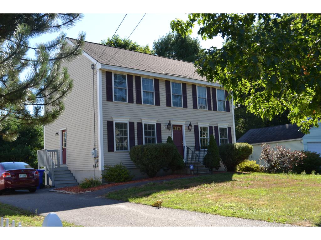 366 Bodwell Road Manchester, NH 03109 - Photo 2 of 30