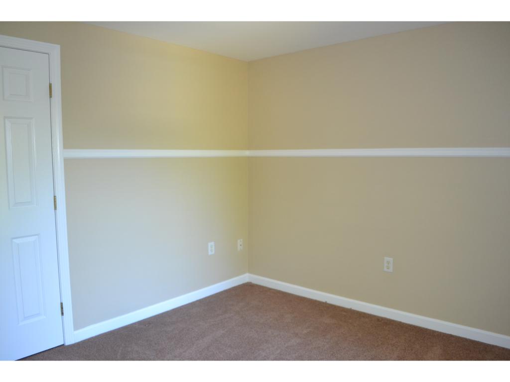 366 Bodwell Road Manchester, NH 03109 - Photo 13 of 30