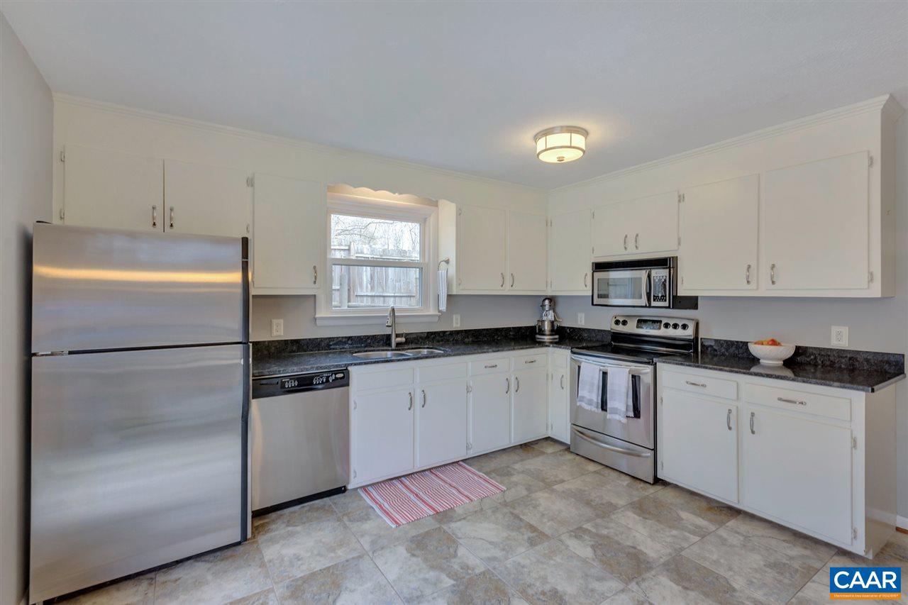 1019 Cottonwood Road Charlottesville, VA 22901 - Photo 11 of 35 Gallery Image 11