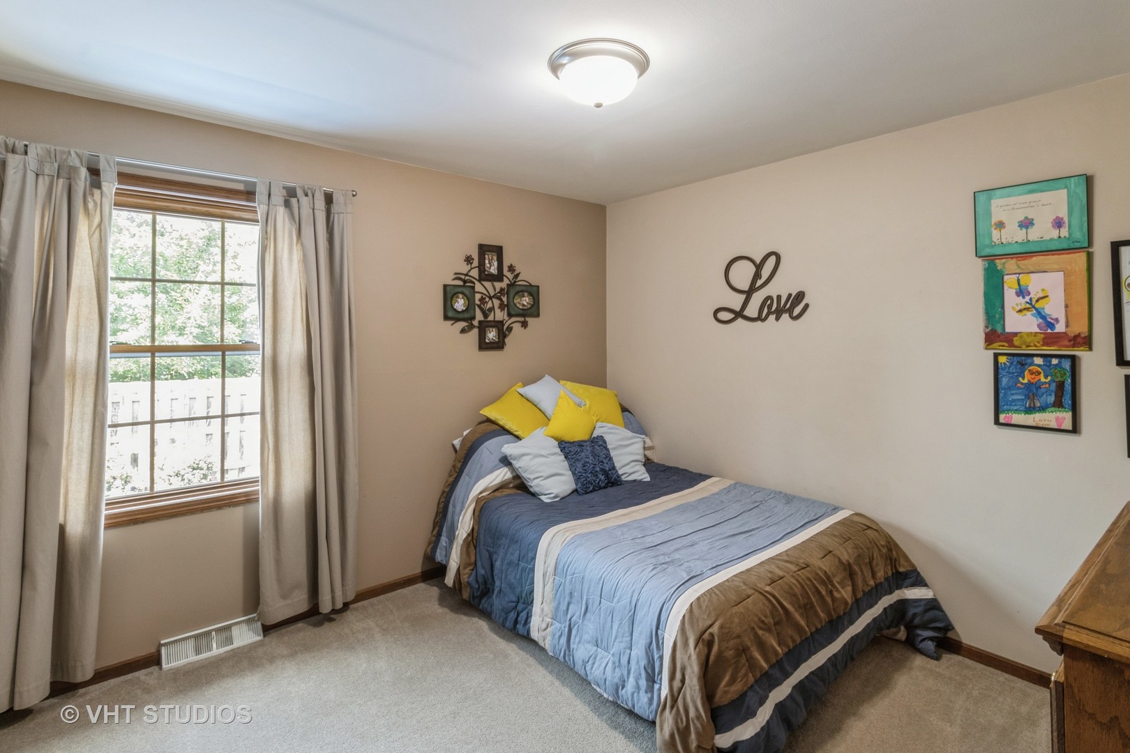 26 Evergreen Road Streamwood, IL 60107 - Photo 7 of 19