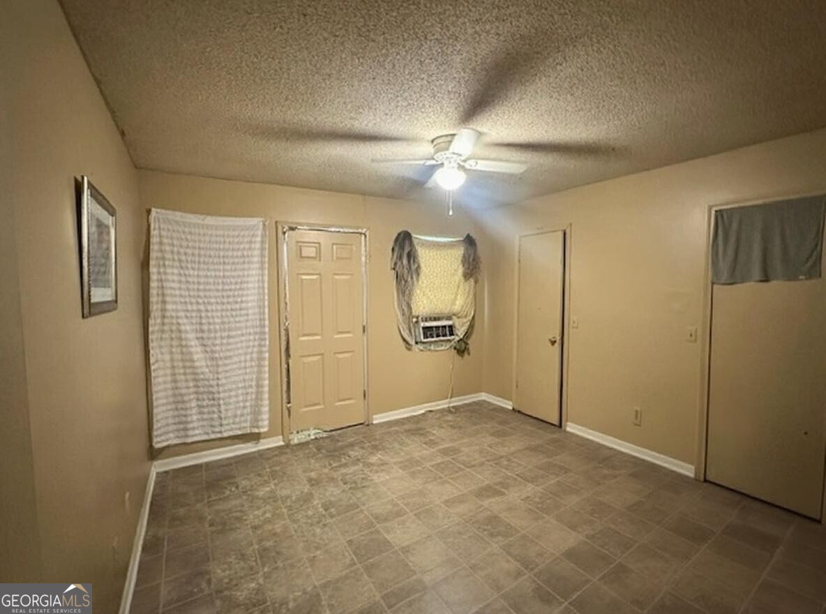 103 Floyd Street Statesboro, GA 30458 - Photo 10 of 22 a view of an empty room with closet area