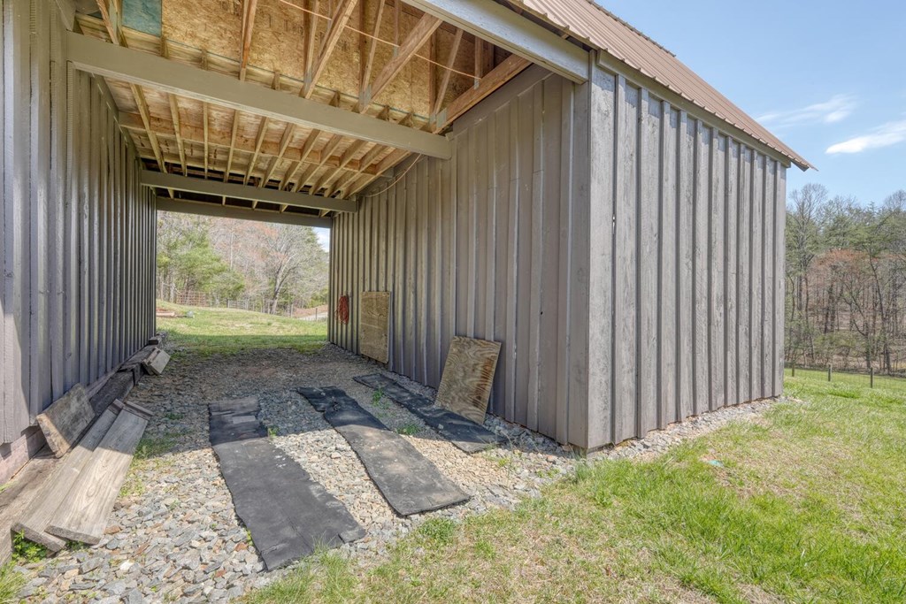 1275 Hells Hollow Road Blue Ridge, GA 30513 - Photo 21 of 61 Gallery Image 21