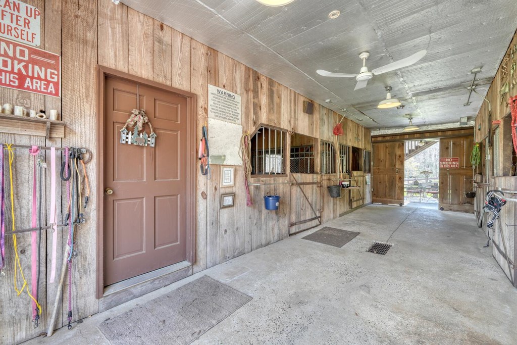 1275 Hells Hollow Road Blue Ridge, GA 30513 - Photo 25 of 61 Gallery Image 25