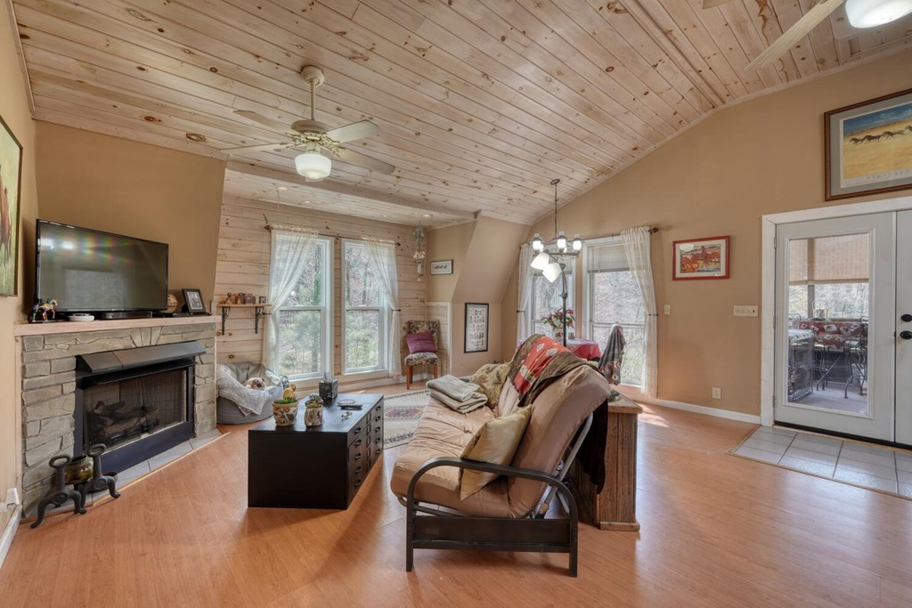 1275 Hells Hollow Road Blue Ridge, GA 30513 - Photo 35 of 61 Gallery Image 35