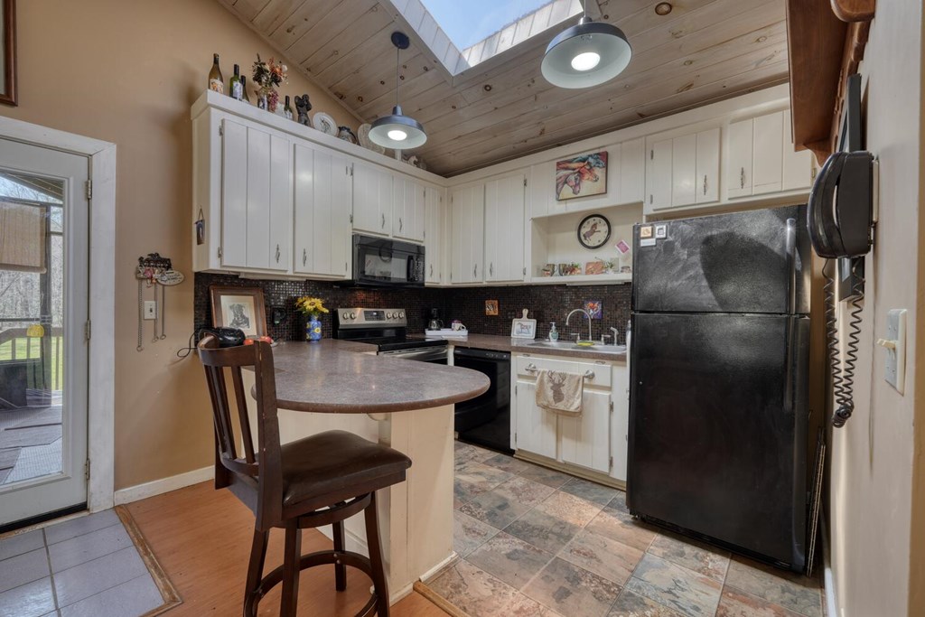 1275 Hells Hollow Road Blue Ridge, GA 30513 - Photo 39 of 61 Gallery Image 39