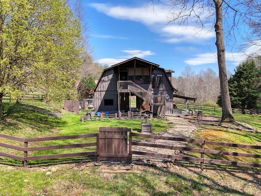 1275 Hells Hollow Road Blue Ridge, GA 30513 - Photo 4 of 61 Gallery Image 4