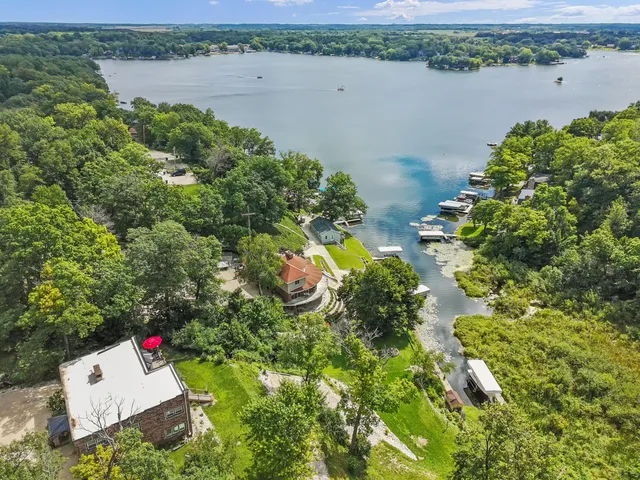 $1,499,700 | W5505 Rocky Road, La Grange, WI 53121