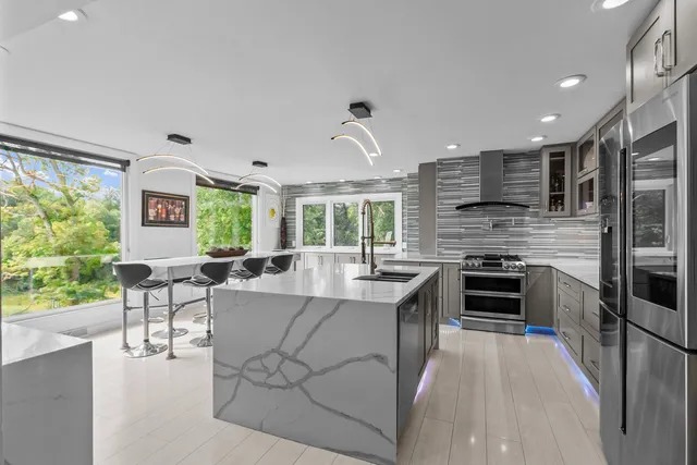 $1,499,700 | W5505 Rocky Road, La Grange, WI 53121