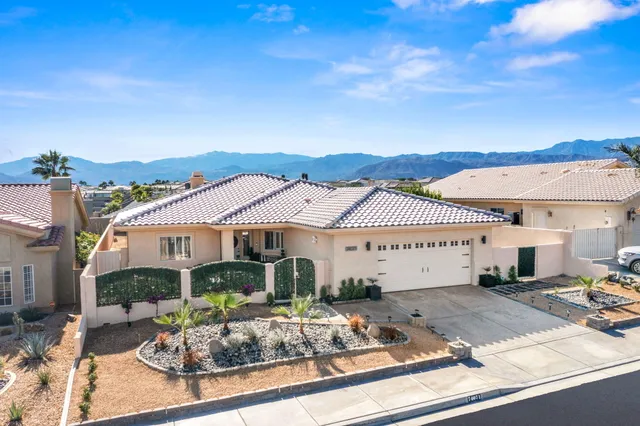 $725,000 | 74071 Scholar Lane West, Palm Desert, CA 92211