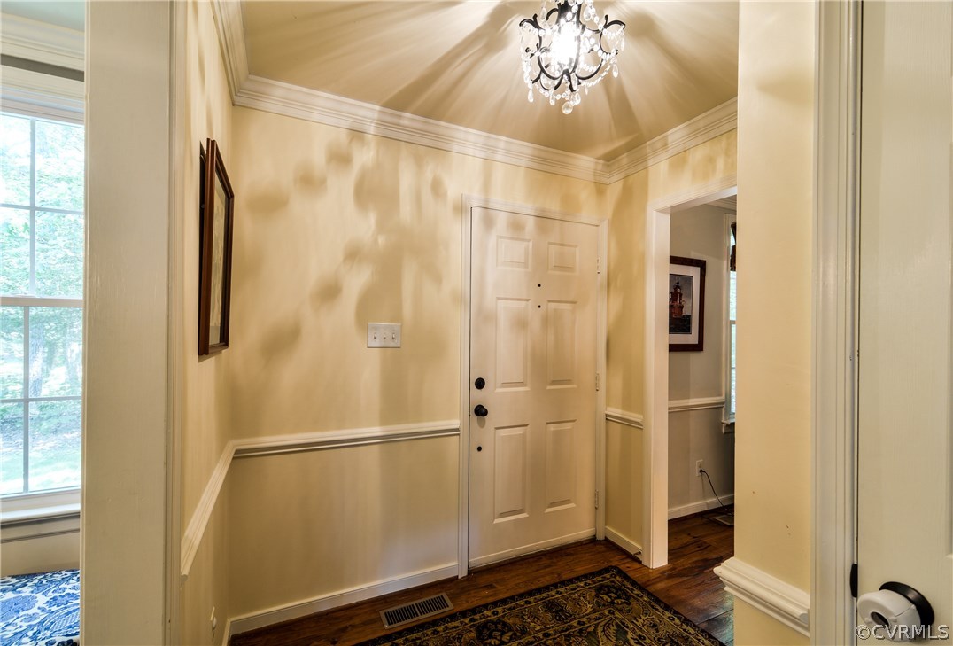 4200 Hobblebush Terrace Moseley, VA 23120 - Photo 4 of 41 Gallery Image 4