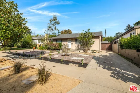 $1,825,000 | 2746 Malcolm Avenue, Los Angeles, CA 90064