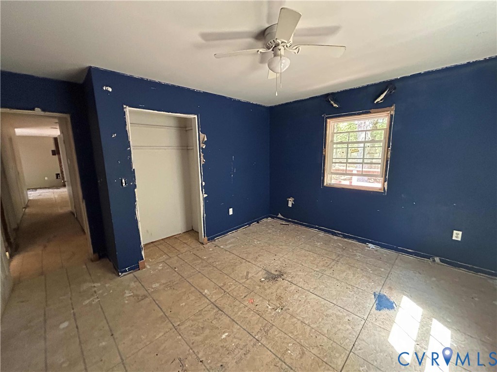 2239 Owl Creek Road Keysville, VA 23947 - Photo 16 of 30 a view of an empty room and window