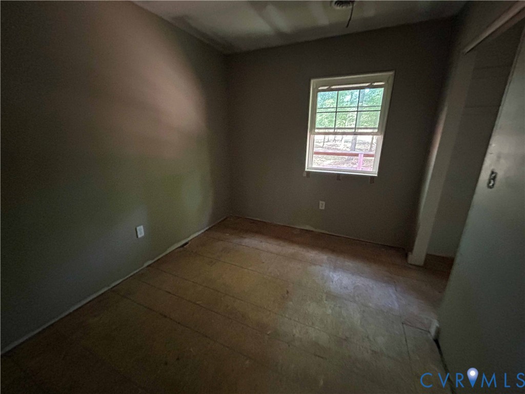 2239 Owl Creek Road Keysville, VA 23947 - Photo 19 of 30 an empty room with a window