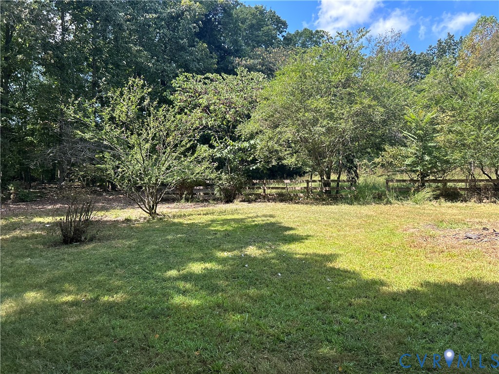 2239 Owl Creek Road Keysville, VA 23947 - Photo 24 of 30 a view of yard with green space