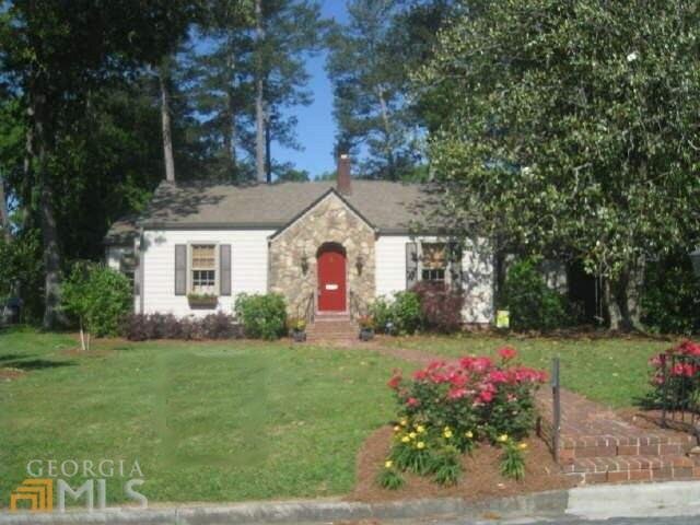 9 Berckmans Lane Southwest Rome, GA 30165 - Photo 1 of 1 a front view of house with yard and green space