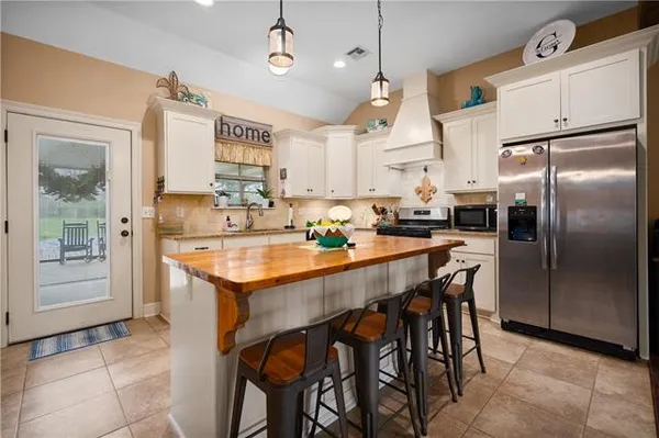 $290,000 | 291 Price Road, Pollock, LA 71467