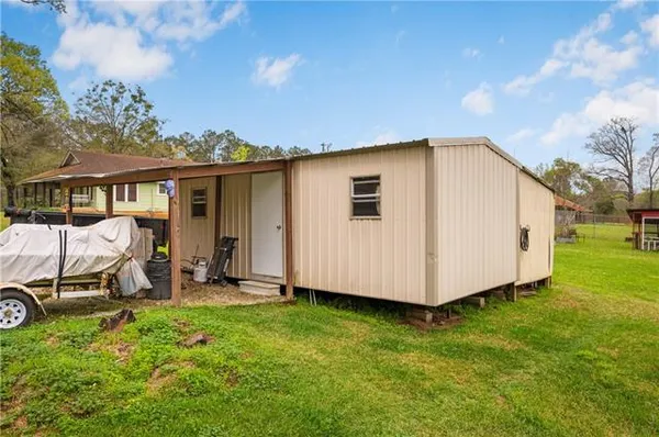 $290,000 | 291 Price Road, Pollock, LA 71467