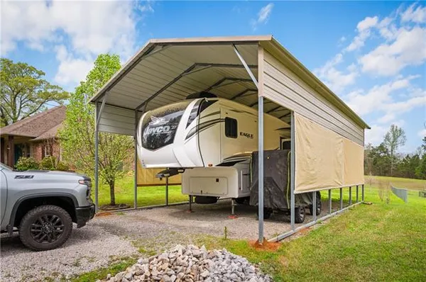 $290,000 | 291 Price Road, Pollock, LA 71467