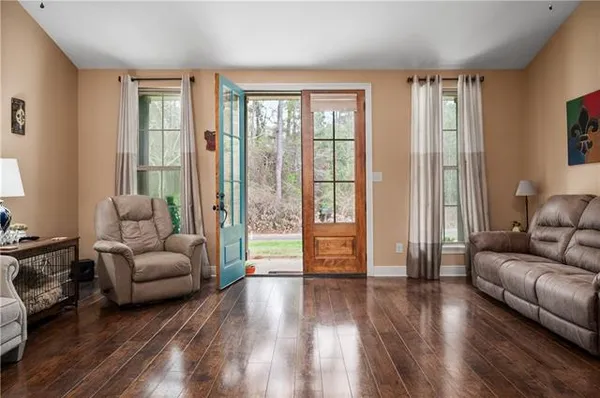 $290,000 | 291 Price Road, Pollock, LA 71467