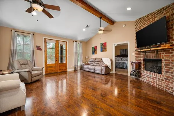 $290,000 | 291 Price Road, Pollock, LA 71467