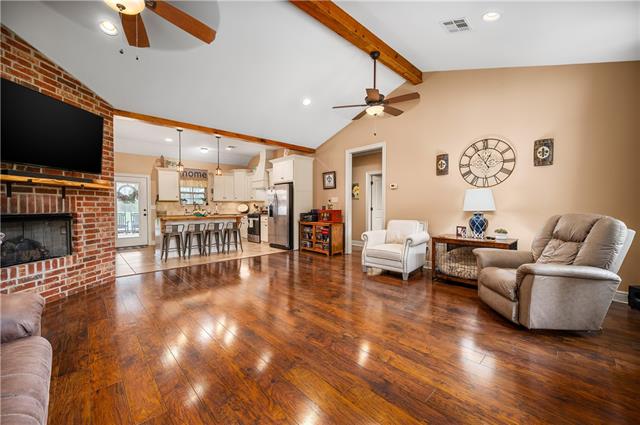 291 Price Road Pollock, LA 71467 - Photo 7 of 31