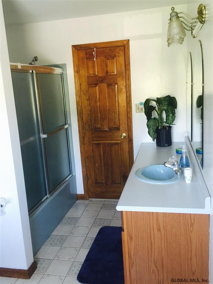 102 Peyton Road Rotterdam, NY 12303 - Photo 17 of 20 Photo 17
