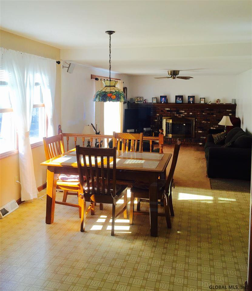 102 Peyton Road Rotterdam, NY 12303 - Photo 9 of 20 Photo 9