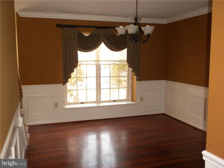 9 Chelsea Road Eastampton, NJ 08060 - Photo 5 of 17 Dining Room