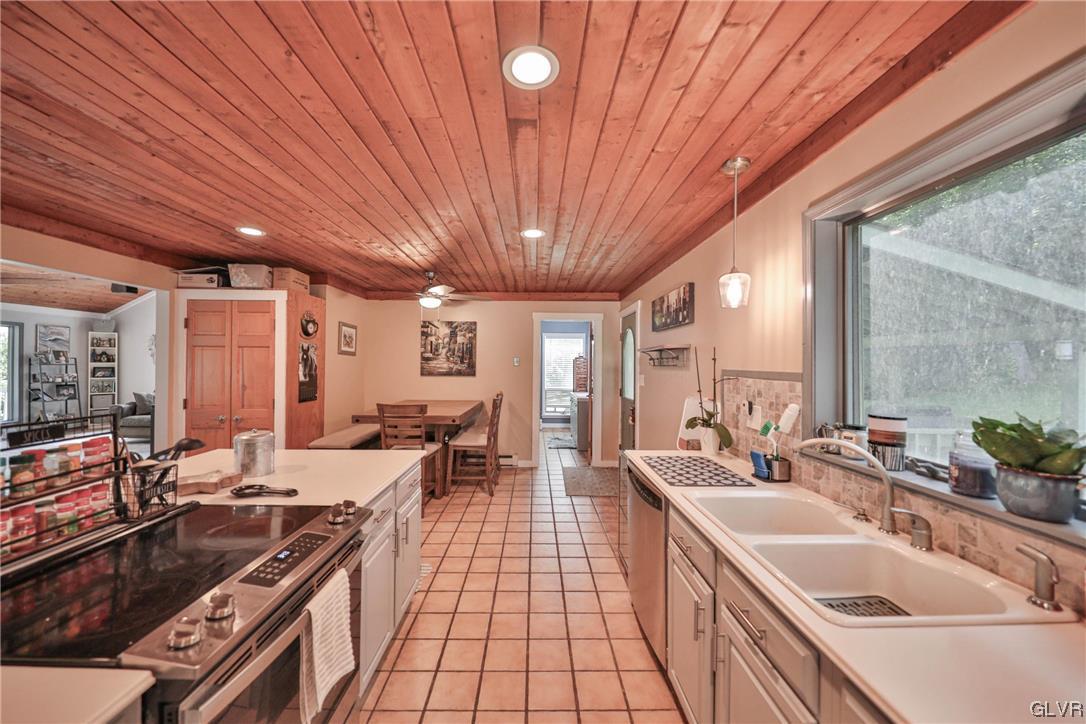 3412 Oak Hill Road Emmaus, PA 18049 - Photo 23 of 50 Gallery Image 23