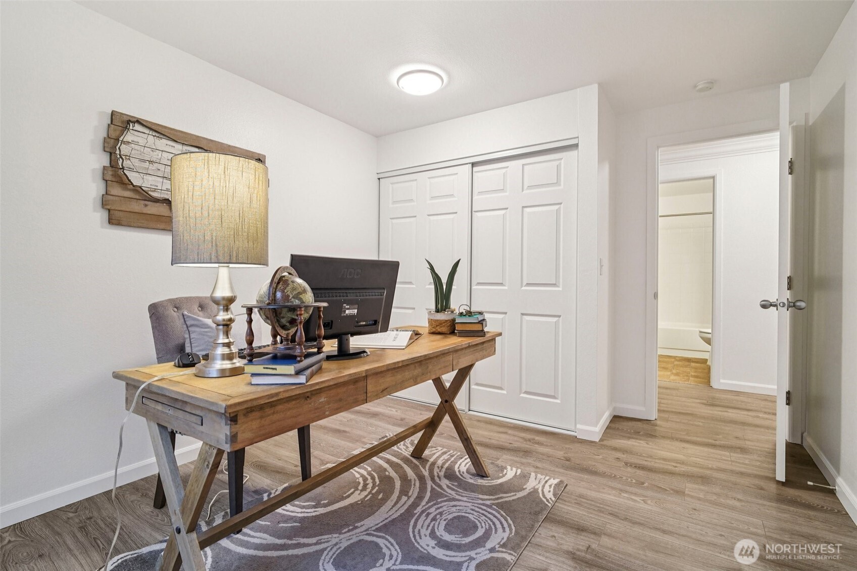 10822 Northeast 148th Lane, Unit J102 Bothell, WA 98011 - Photo 12 of 28