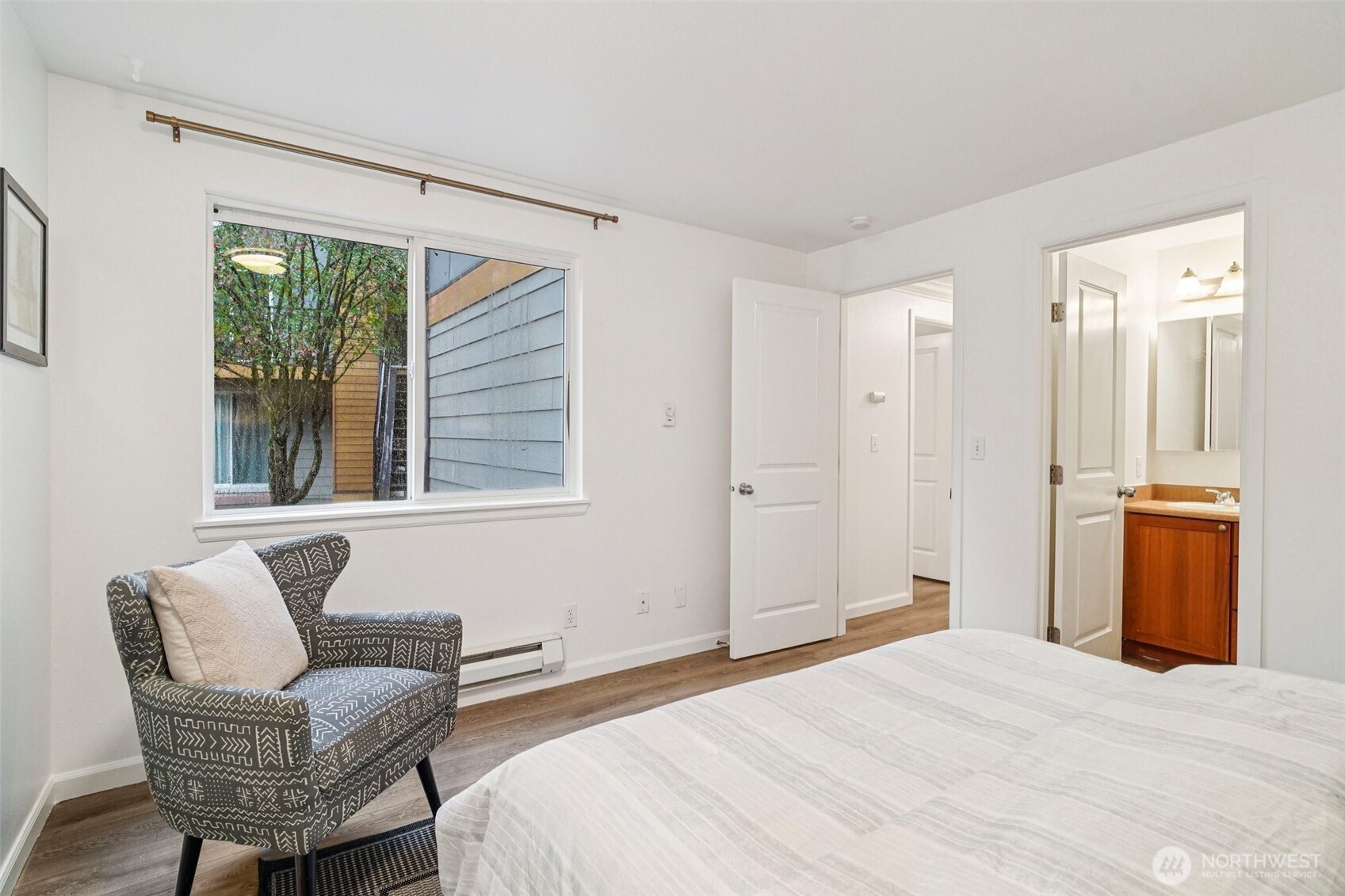 10822 Northeast 148th Lane, Unit J102 Bothell, WA 98011 - Photo 14 of 28