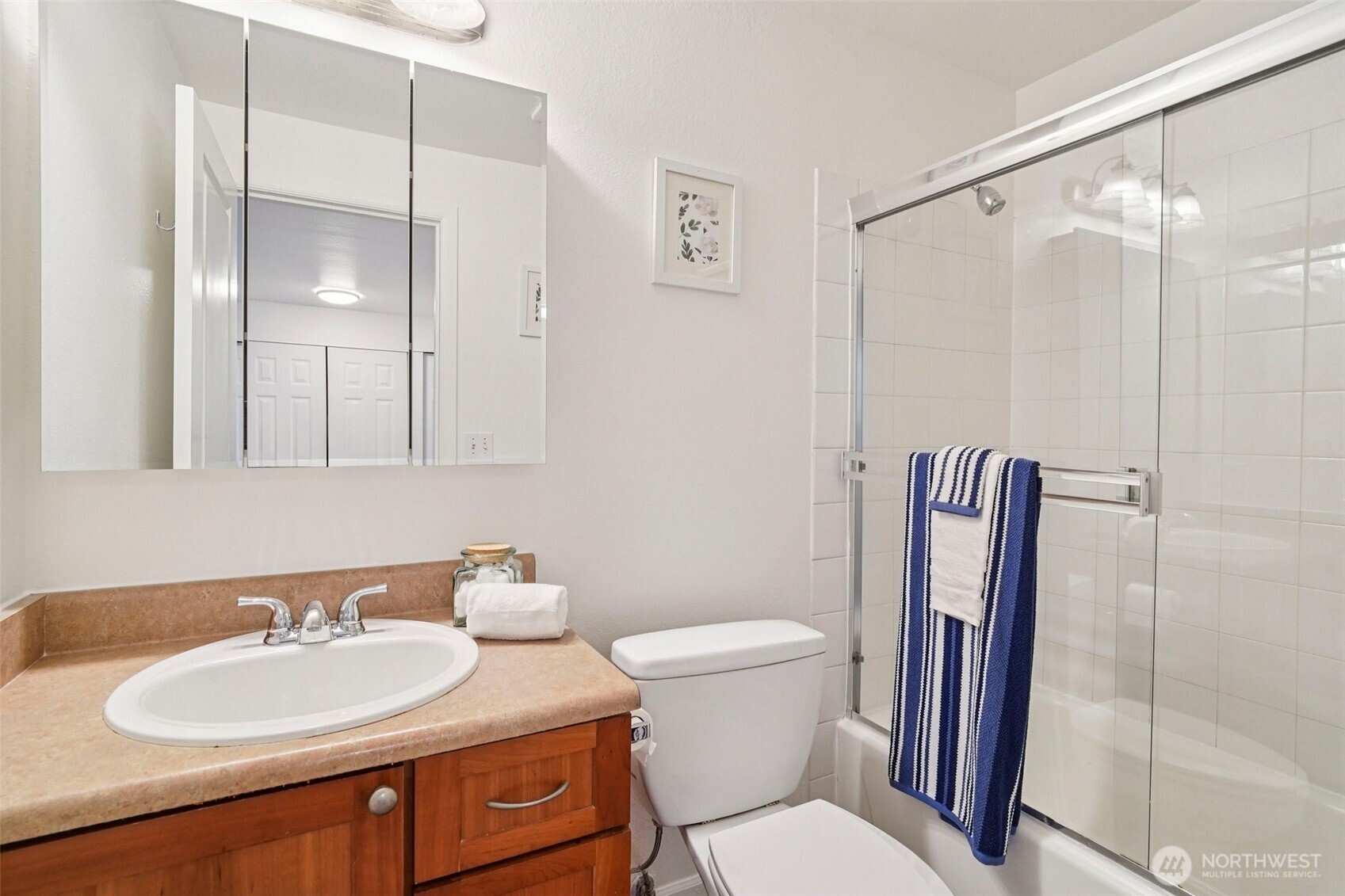 10822 Northeast 148th Lane, Unit J102 Bothell, WA 98011 - Photo 15 of 28