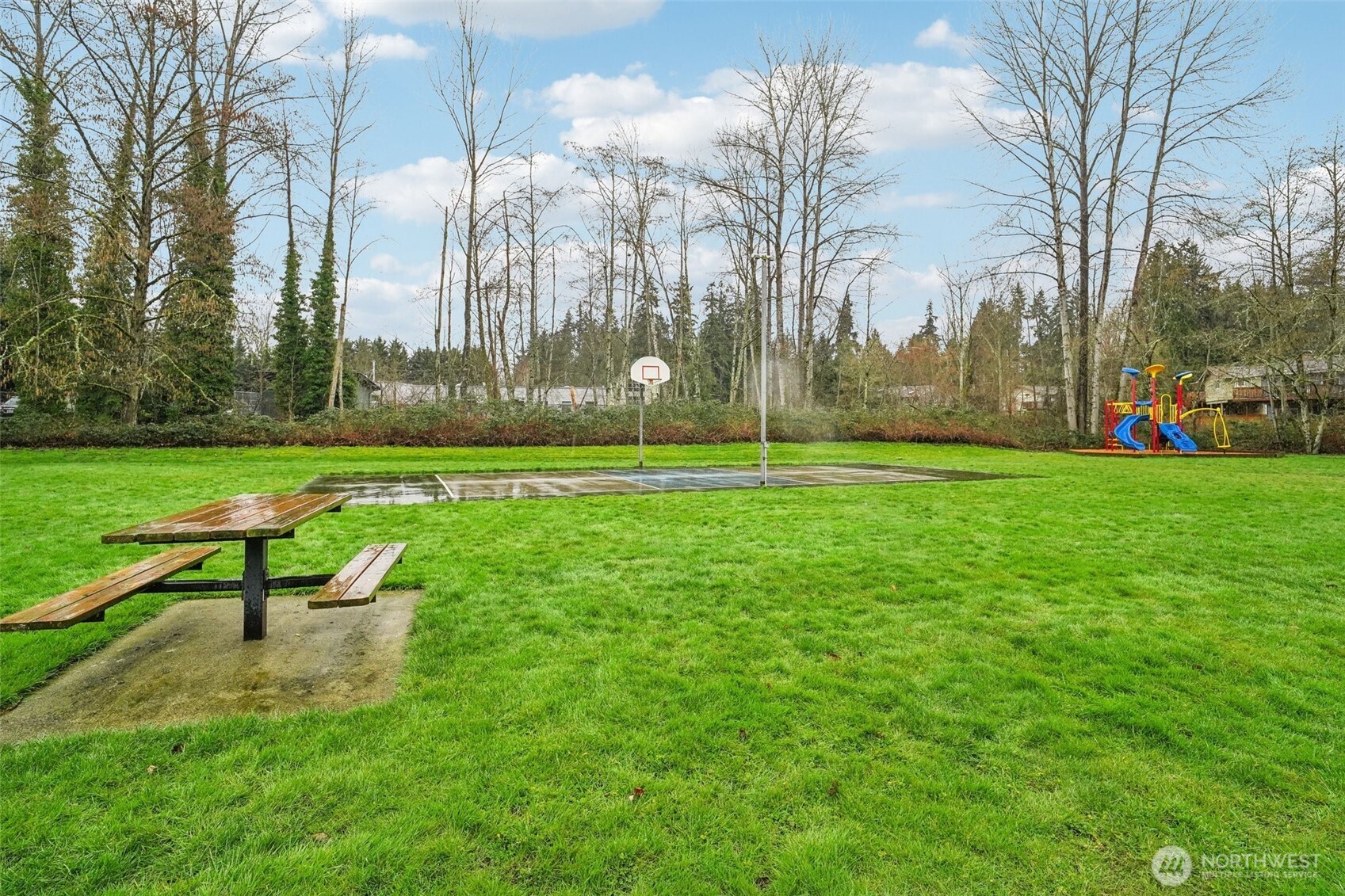 10822 Northeast 148th Lane, Unit J102 Bothell, WA 98011 - Photo 26 of 28