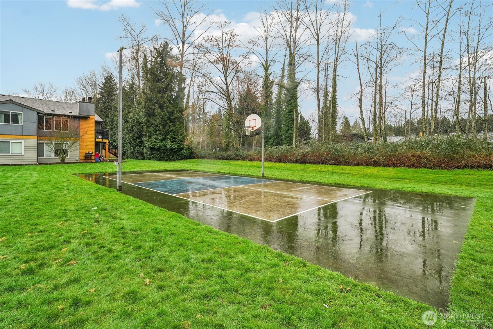 10822 Northeast 148th Lane, Unit J102 Bothell, WA 98011 - Photo 27 of 28
