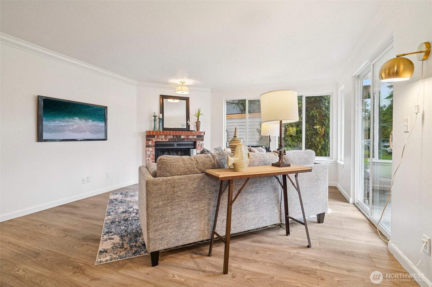 10822 Northeast 148th Lane, Unit J102 Bothell, WA 98011 - Photo 3 of 28