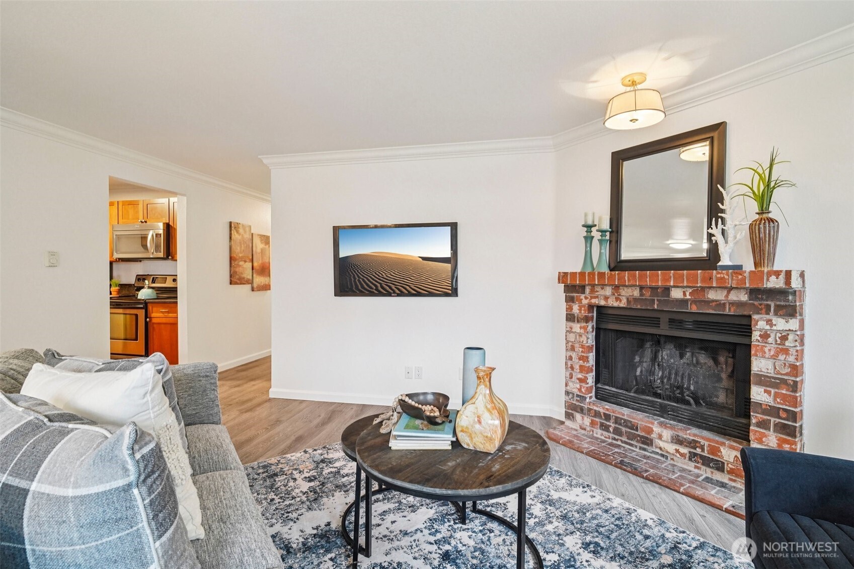 10822 Northeast 148th Lane, Unit J102 Bothell, WA 98011 - Photo 4 of 28