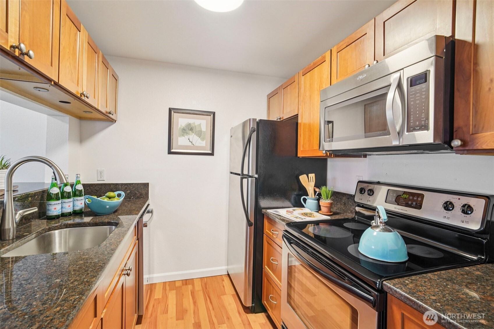 10822 Northeast 148th Lane, Unit J102 Bothell, WA 98011 - Photo 7 of 28